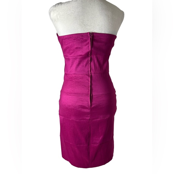 Charlotte Russe Fuchsia Satin-Textured Strapless Bodycon Dress – Size 6 - Picture 8 of 8